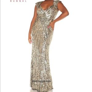 NWOT! - Mac Duggal floor length sequin gown
